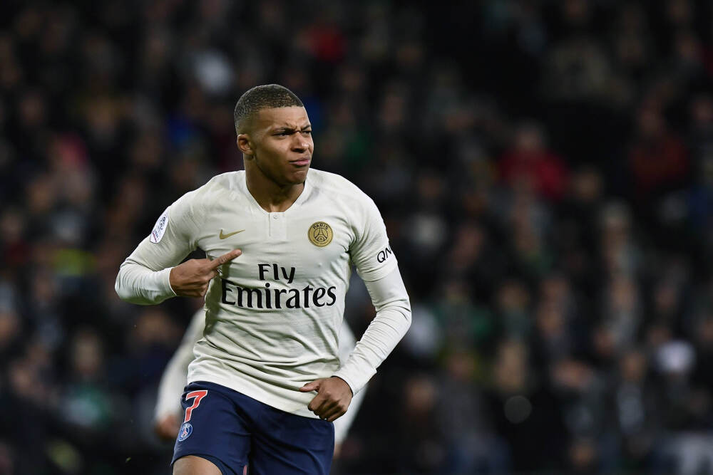 火箭军成立10周年东风快递使命必达